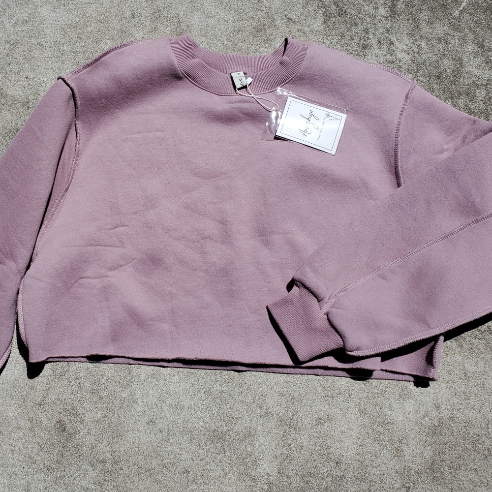 NWT Crop Cropped Sweatshirt‎ Amazhiyu Size M